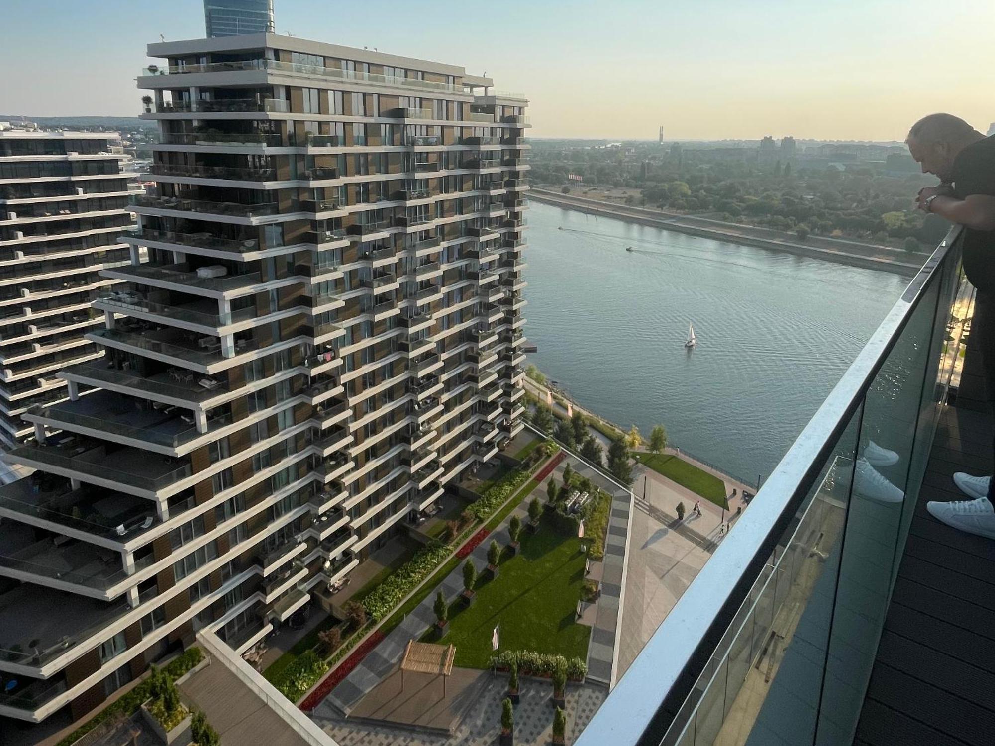 Queen Apartments Belgrade Waterfront Ngoại thất bức ảnh