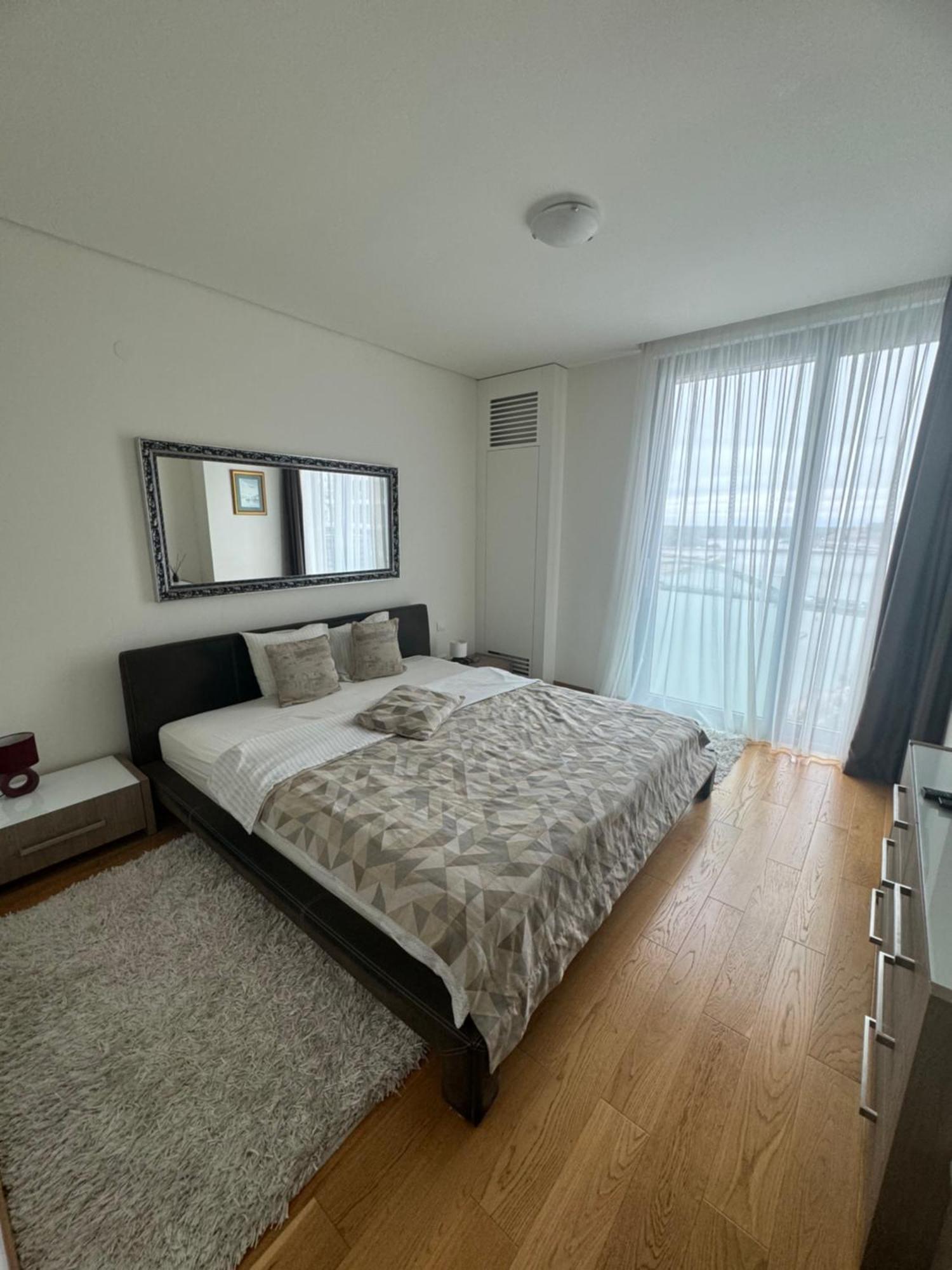 Queen Apartments Belgrade Waterfront Ngoại thất bức ảnh